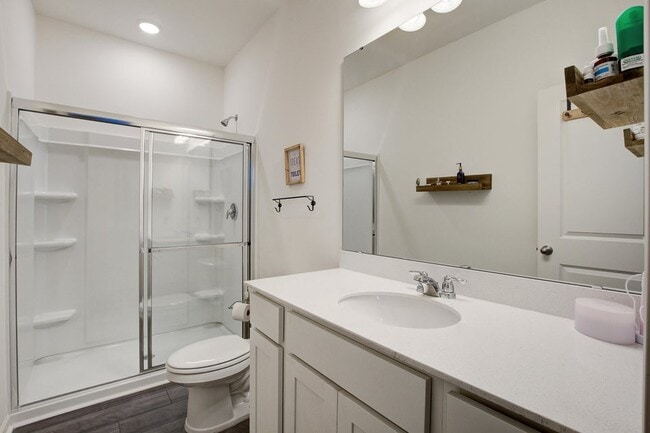 Building Photo - 576 Polaris Wy