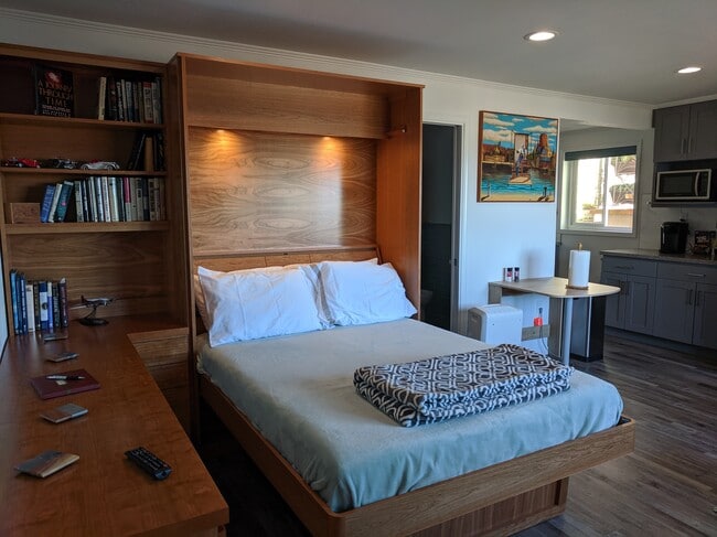 Building Photo - 182 Ardendale Dr