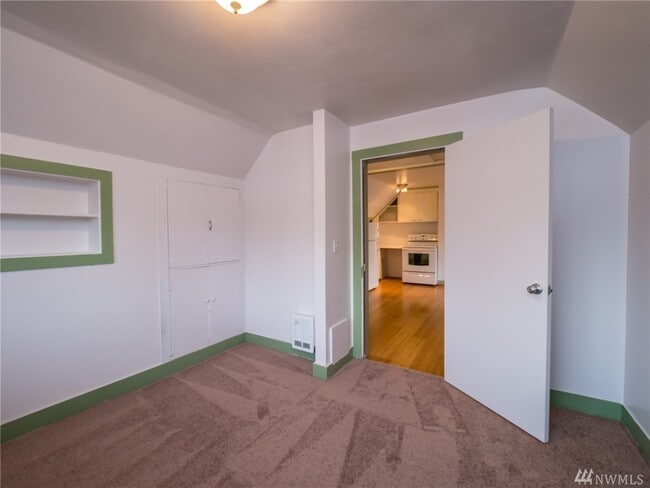 Building Photo - 811 NW 64th St