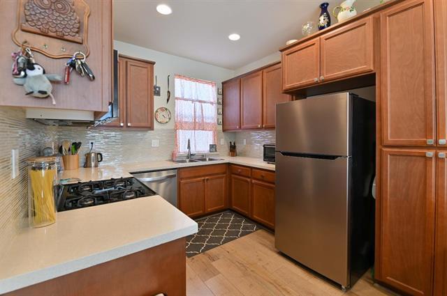 Foto del edificio - 2491 Erickson St