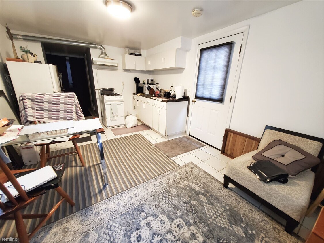 Primary Photo - 1 br, 1 bath Condo - 63 Van Buskirk Ave Un...