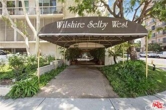 Building Photo - 10751 Wilshire Blvd