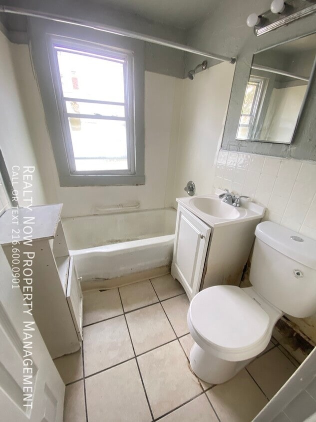 Building Photo - 3356 W 33rd St