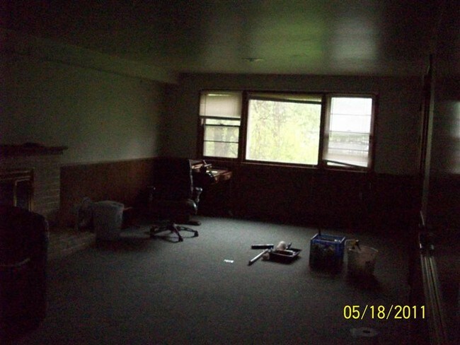 Building Photo - 1010 Cedar Bend Dr