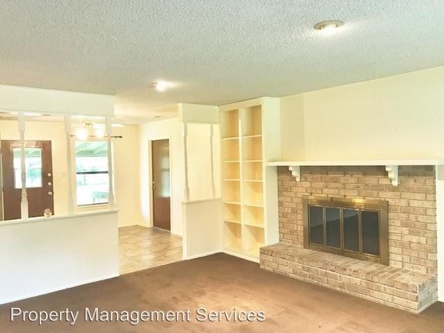 Building Photo - 3 br, 2 bath House - 125 W. Lower Crabapple