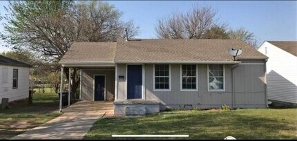 Building Photo - 3921 Thomas Ave