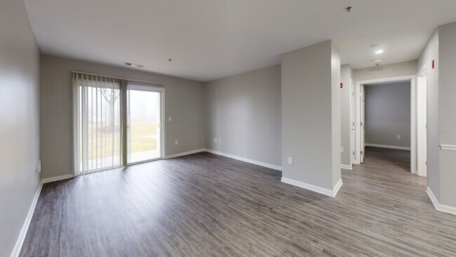 Interior Photo - Bradlee Danvers