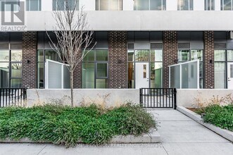 Building Photo - 188 Fairview Mall Dr