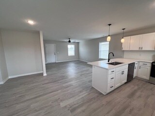 Foto del edificio - 1221 S Valley View St