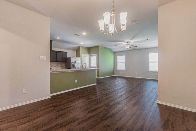 Building Photo - 5422 Dovetail Arbor Trace