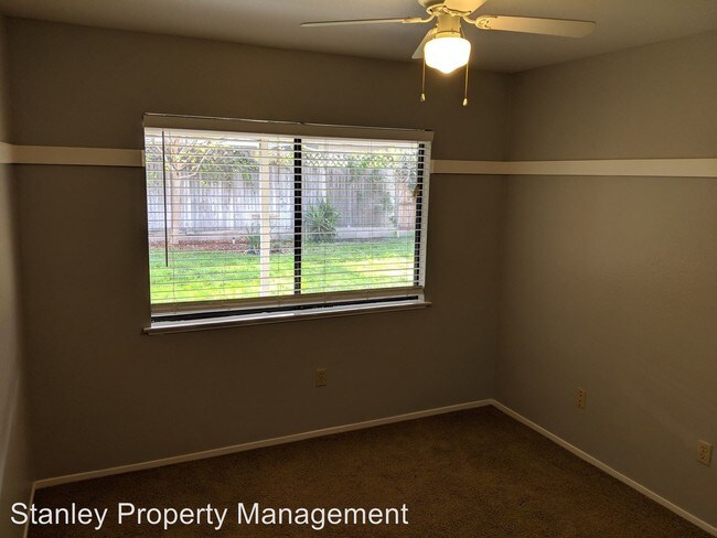 Building Photo - 4 br, 2 bath House - 9112 Buckskin Ct