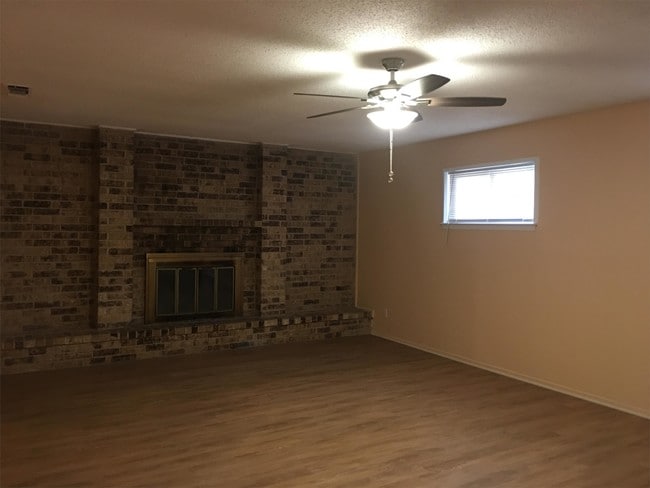 Building Photo - 1810 N 38th St