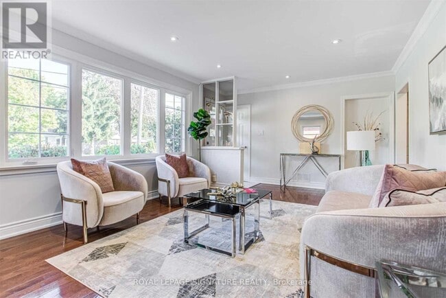 Building Photo - 50 Cartier Crescent