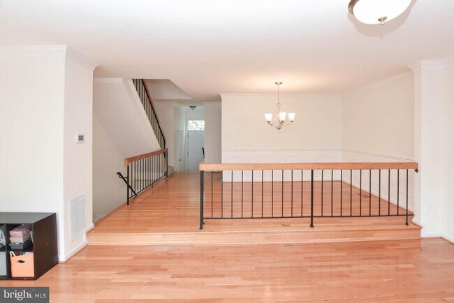 Foto del edificio - 5843 Wye Oak Commons Ct
