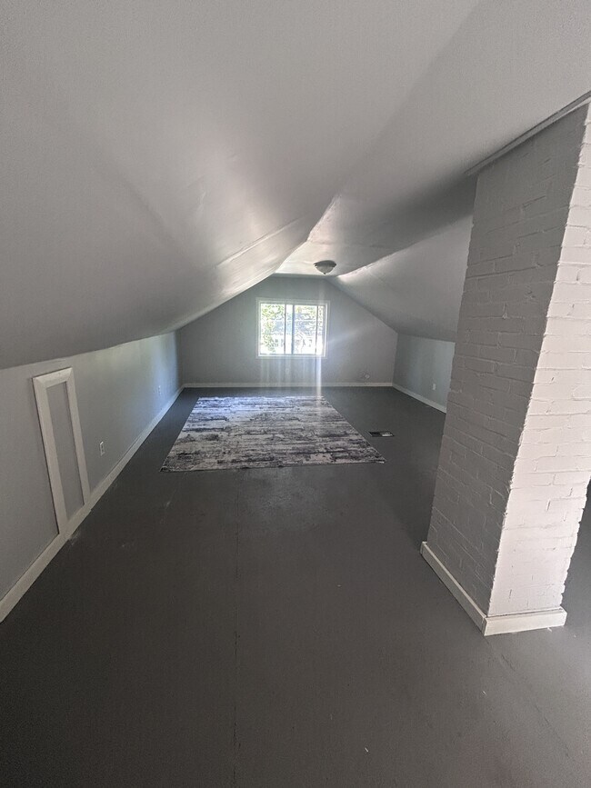 Foto del edificio - 2252 Beidler St