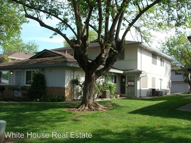 Primary Photo - 2 br, 1 bath House - 9512 Emerald Park Dr #3