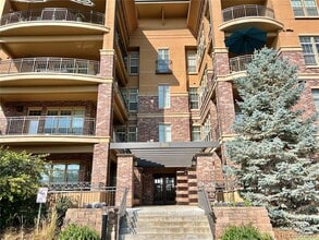 Building Photo - 7865 Vallagio Ln