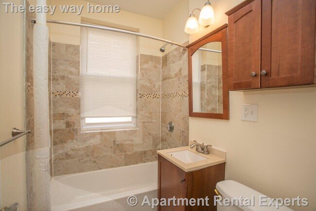 Foto del edificio - 136 Highland Ave