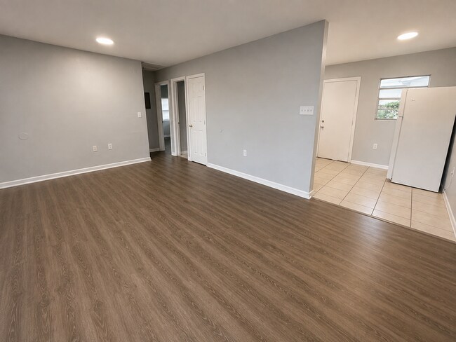 Foto del edificio - 606 N Gordon St