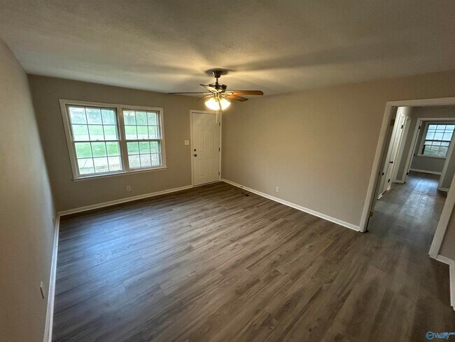 Foto del edificio - 3304 Pulaski Pike NW