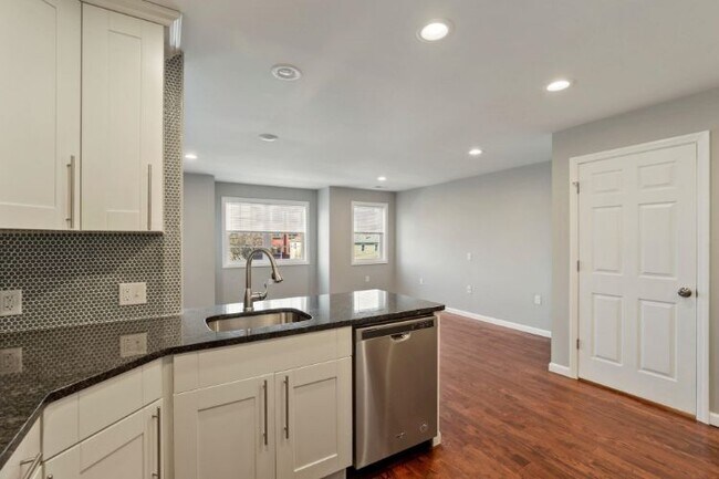 Foto del edificio - 16 Herrick Ct