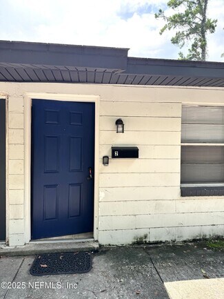 Building Photo - 7190 Conant Ave
