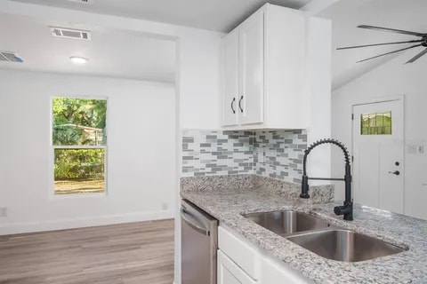 Photo - 4804 71st St N House