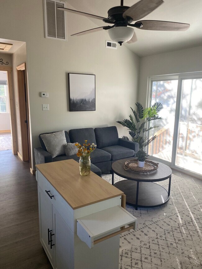 Foto del edificio - 10510 Cadosia Rd