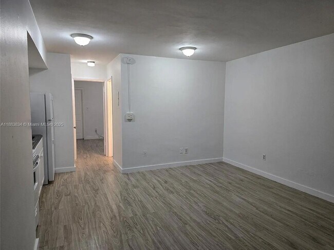 Foto del edificio - 1140 71st St