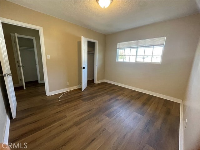Building Photo - 213 W Guinida Ln