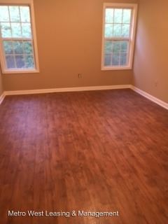 Foto del edificio - 120 Carroll Creek Ln