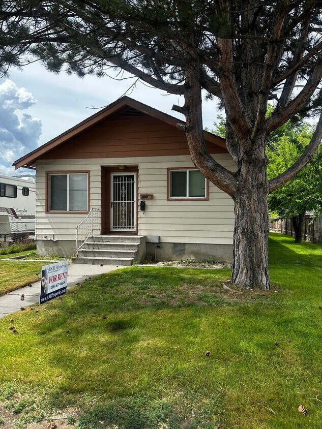 Primary Photo - 1543 S 4th Ave