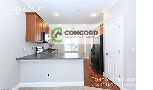 Building Photo - 1 Abelia Ct