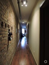 Building Photo - 641 Walnut St