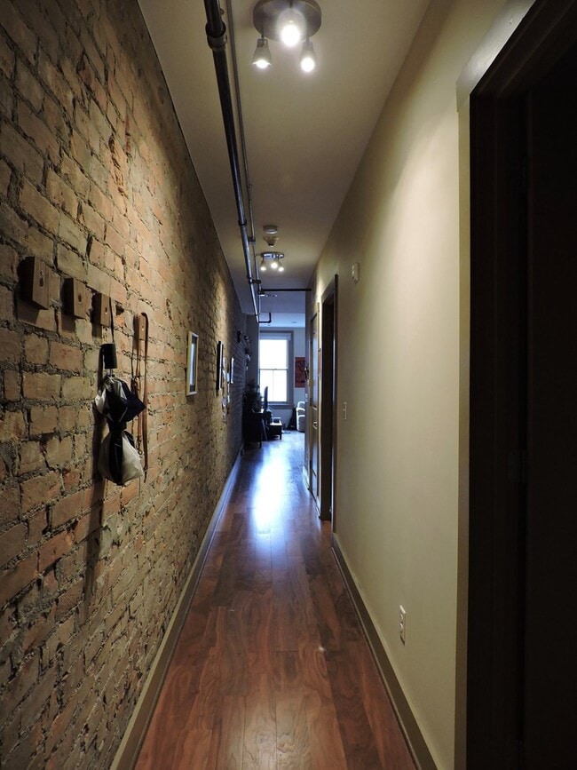 Photo - 641 Walnut St Apartment