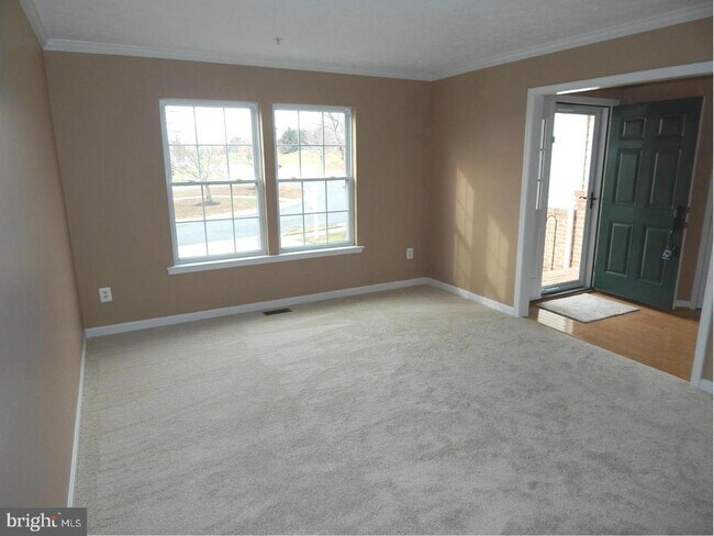 Foto del edificio - 1983 Cullen Way