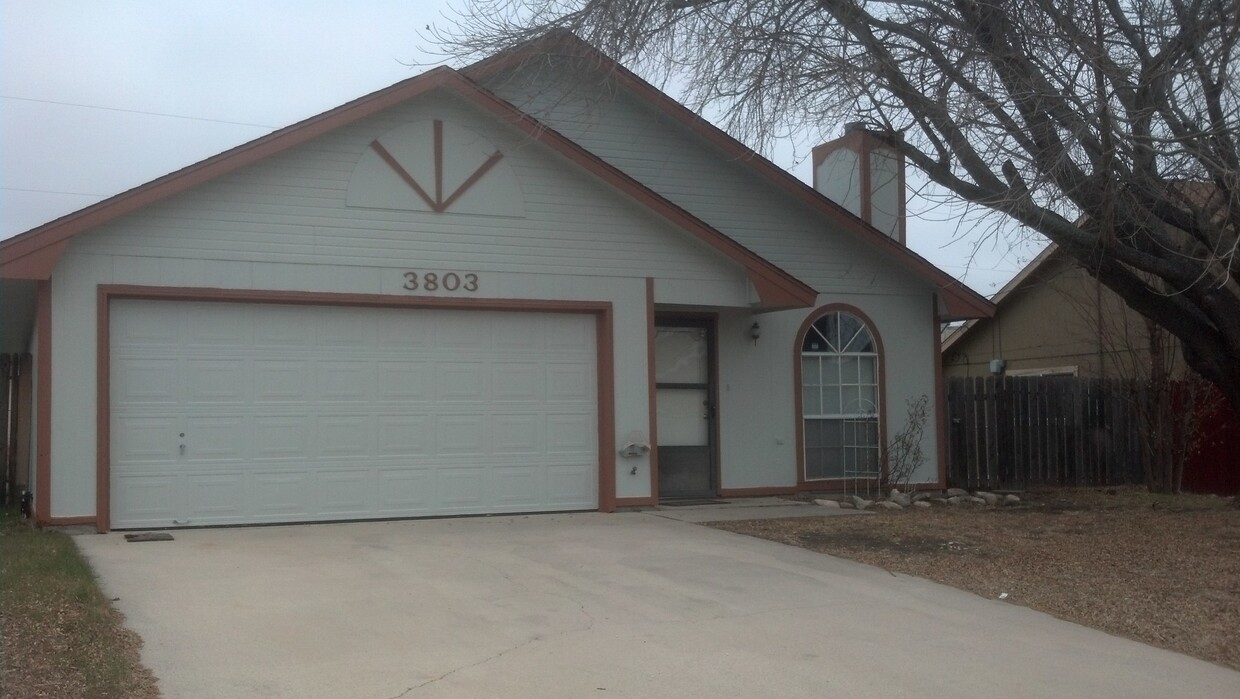 Primary Photo - House For Rent