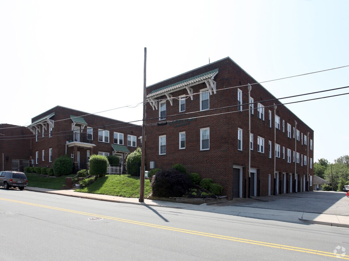 Courtyard Apartments Apartments in Burlington, NC