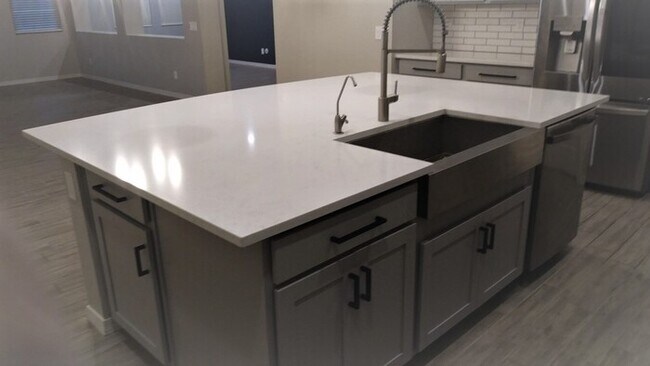 Foto del edificio - Simply Breathtaking 3-Bedroom, 2.5 Bathroo...