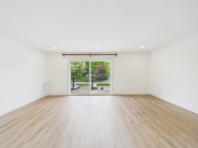 Foto del edificio - 4525 Blackhawk Ln