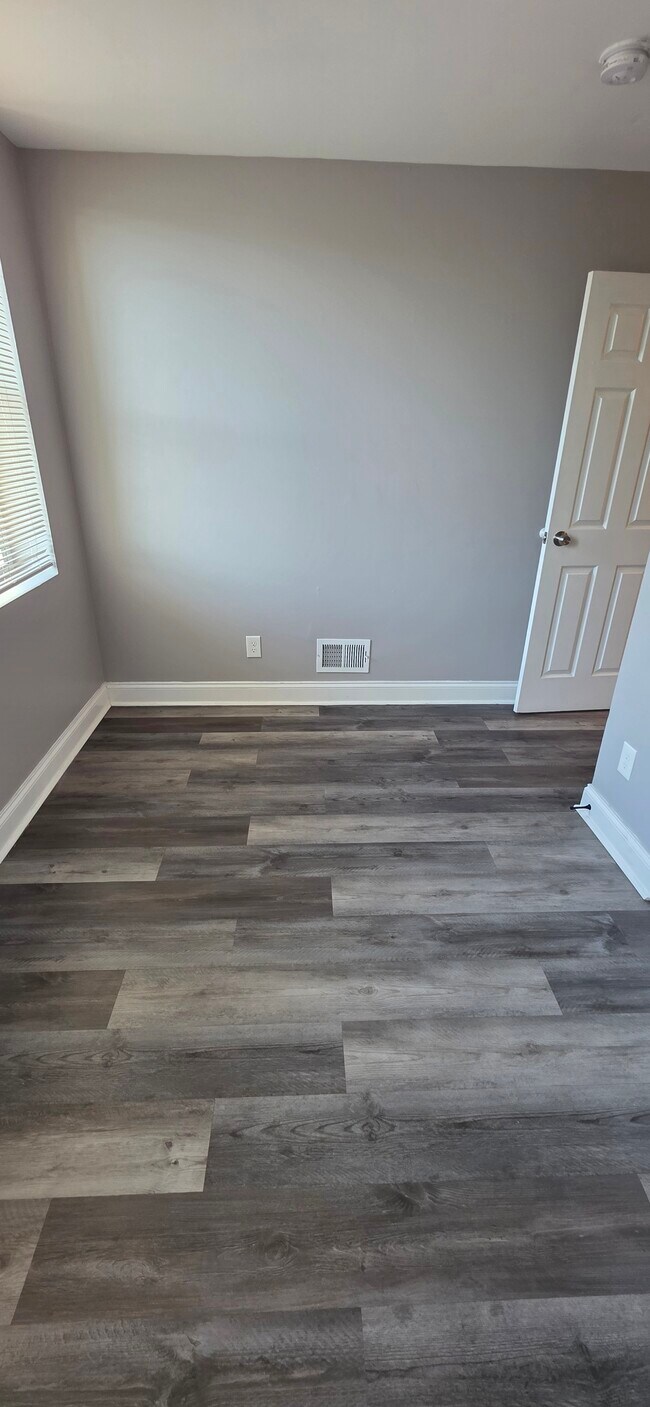 Foto del edificio - 201 N Rose St