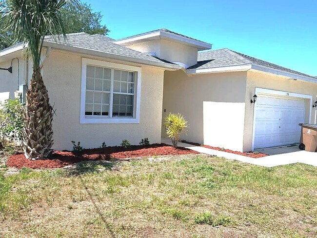 Photo - 536 Redwood Ave S House