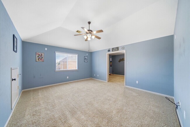 Foto del edificio - 6302 Pepper Hollow Ln