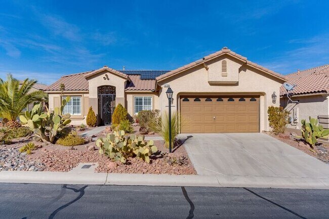 Building Photo - Fully Furnished Single-Story Gem in Gated Northwest Community!