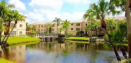Foto del edificio - 2946 S University Dr