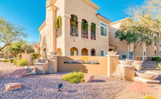 Foto del edificio - 8245 E Bell Rd