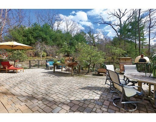 Building Photo - 280 Lee St