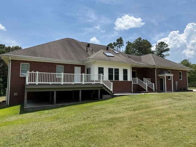 Foto del edificio - 785 Glenwood Dr