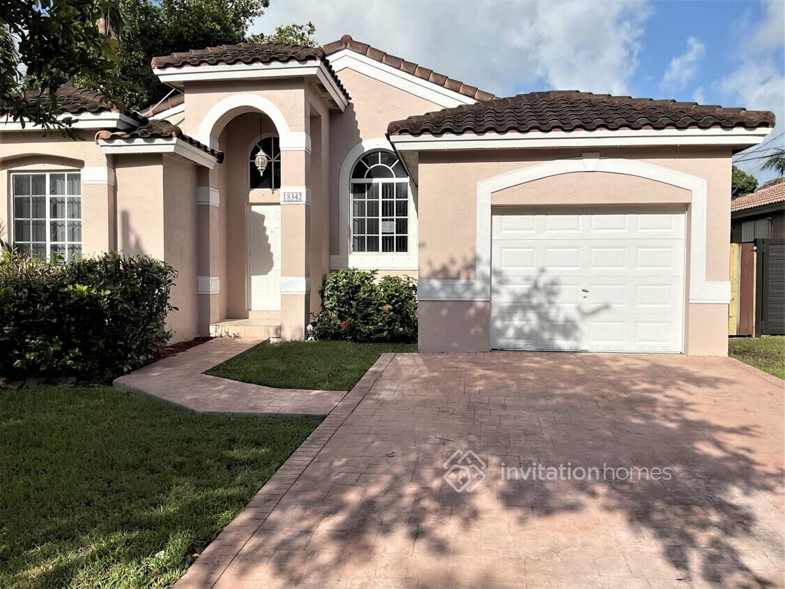 Primary Photo - 18342 SW 94th Ct
