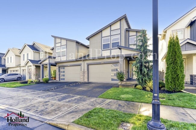 Building Photo - Modern 3-Bedroom Home in Desirable Hillsboro Community!